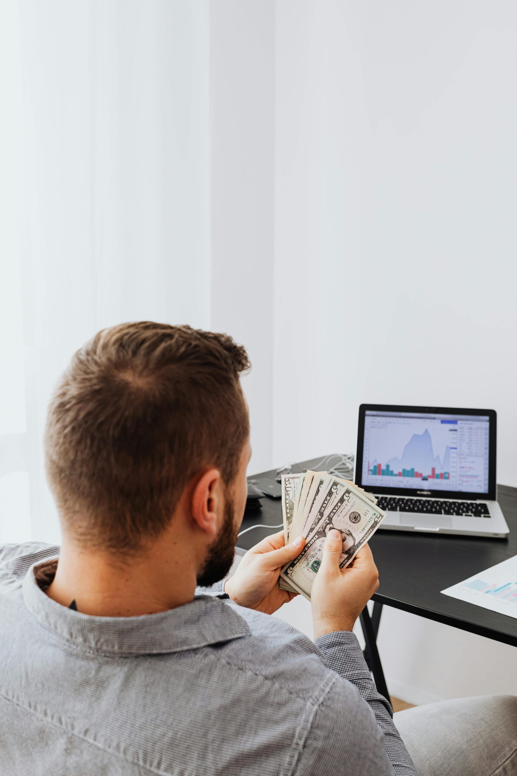 Dividend Stocks vs Dividend ETFs